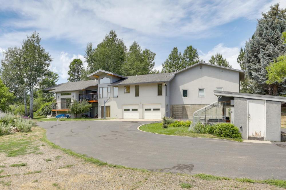 Stunning Sheridan Ranch Villa Mountain View!